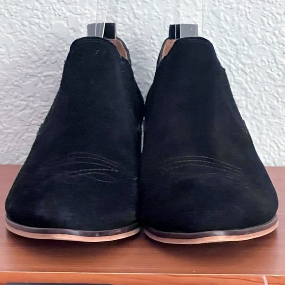Frye & Co Rubie Western Southwestern Rodeo Slip On Black Suede Ankle Bootie 8M - Picture 2 of 15